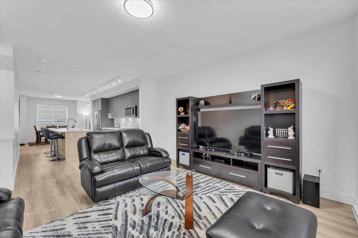 35 9718 161a Street, Surrey, British Columbia  V4N 6S7 - Photo 6 - R3112192