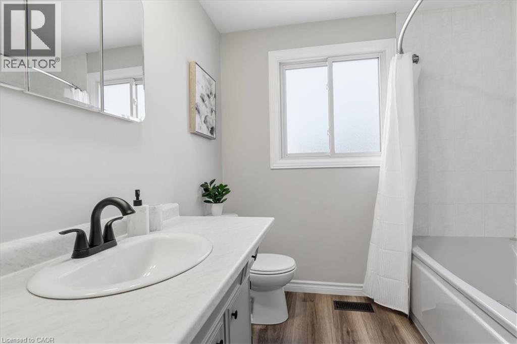 111 Selkirk Drive, Kitchener, Ontario  N2E 1M5 - Photo 17 - 40820651