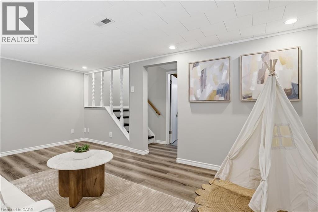 111 Selkirk Drive, Kitchener, Ontario  N2E 1M5 - Photo 24 - 40820651