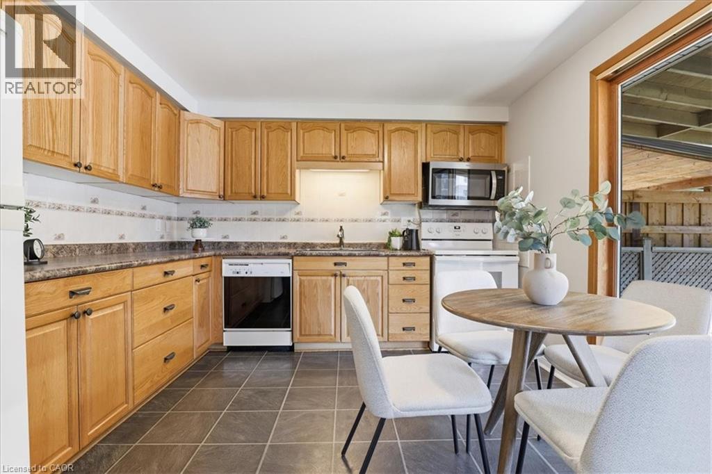 111 Selkirk Drive, Kitchener, Ontario  N2E 1M5 - Photo 10 - 40820651