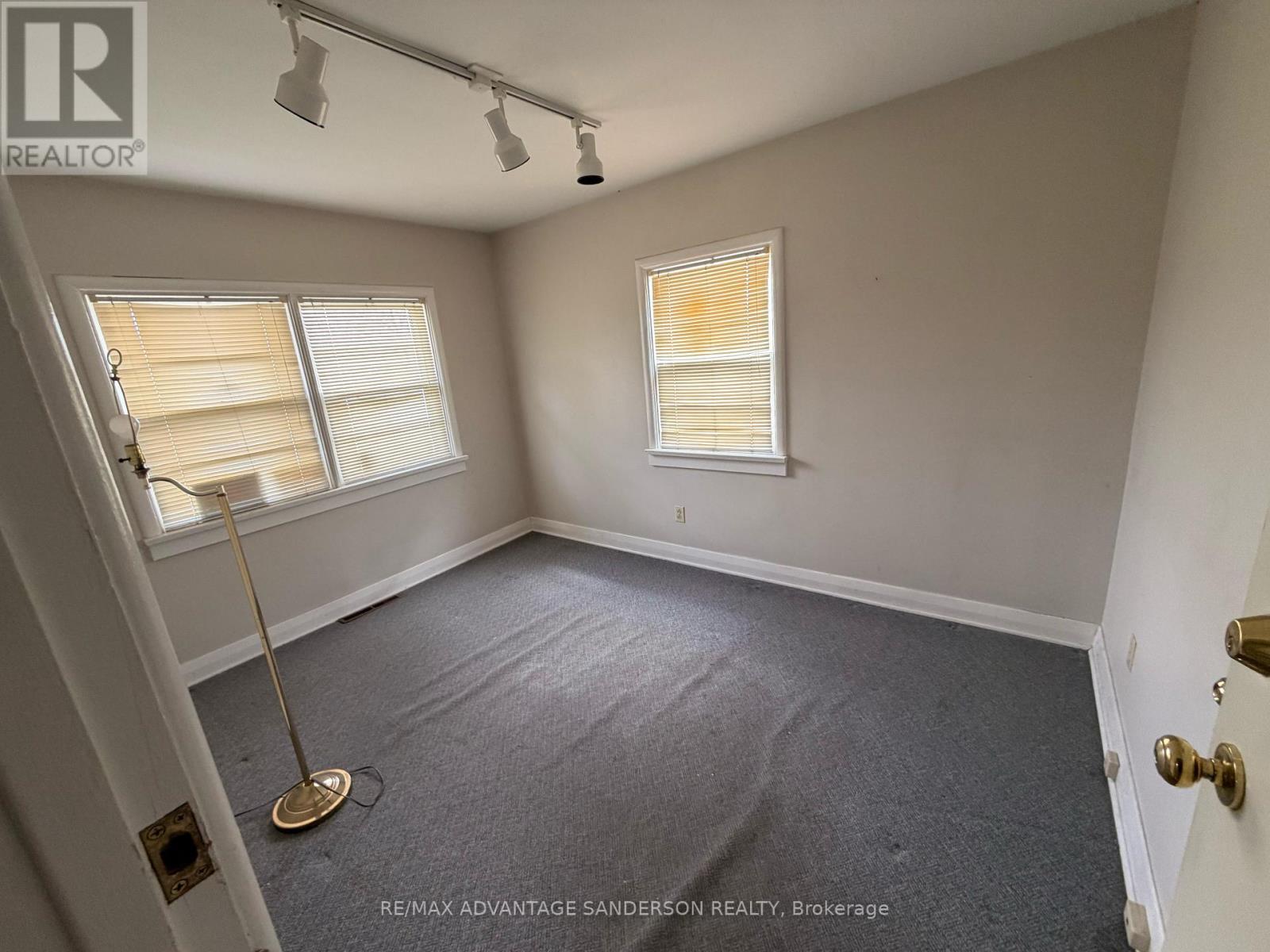 1292 Highbury Avenue N, London East, Ontario  N5Y 1B4 - Photo 11 - X13036574