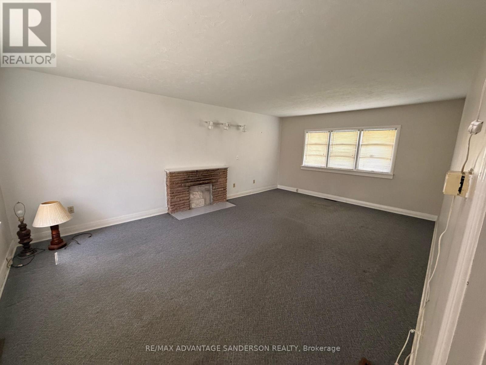 1292 Highbury Avenue N, London East, Ontario  N5Y 1B4 - Photo 12 - X13036574