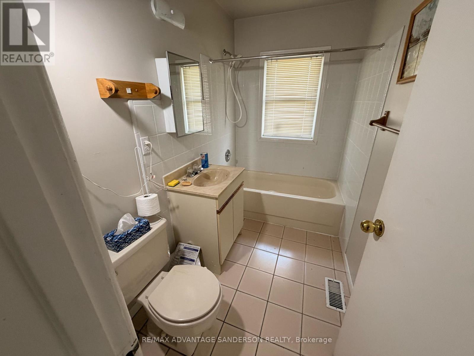 1292 Highbury Avenue N, London East, Ontario  N5Y 1B4 - Photo 15 - X13036574