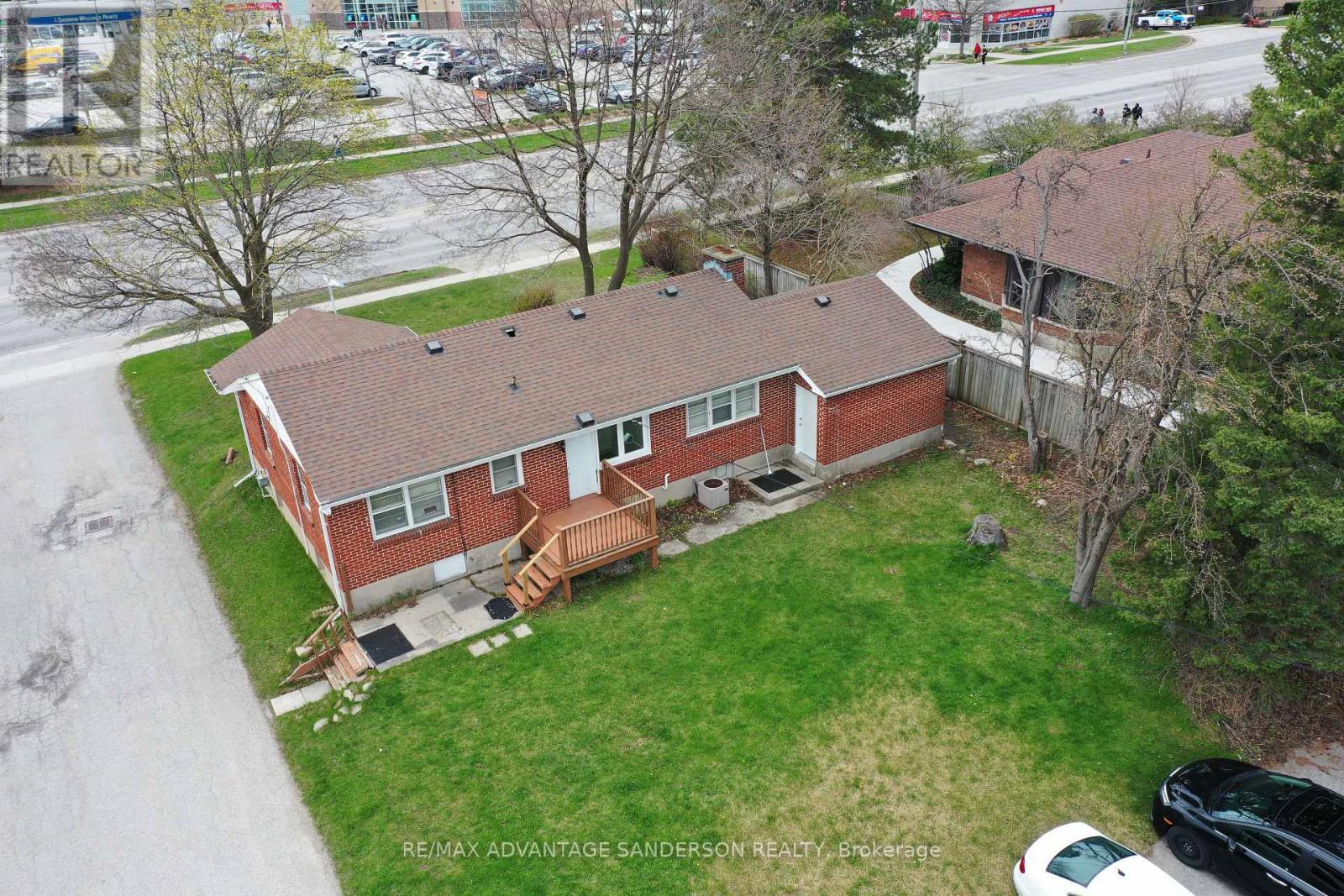 1292 Highbury Avenue N, London East, Ontario  N5Y 1B4 - Photo 3 - X13036574