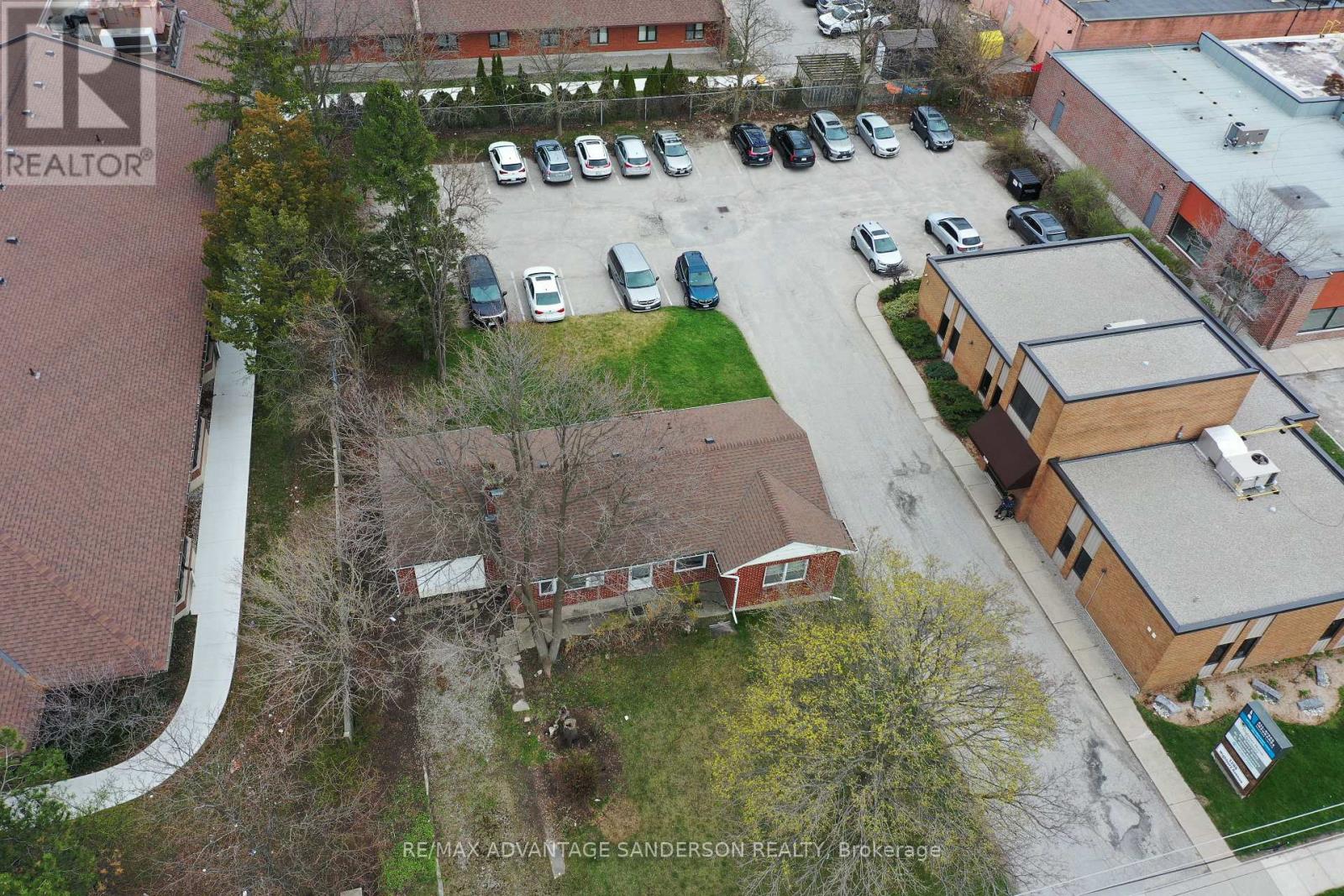 1292 Highbury Avenue N, London East, Ontario  N5Y 1B4 - Photo 7 - X13036574