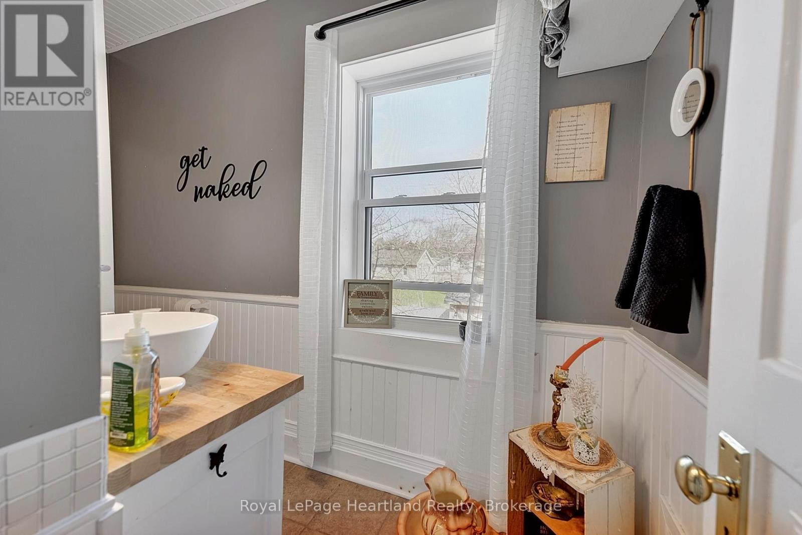 221 Bayfield Road, Goderich, Ontario  N7A 3G4 - Photo 20 - X13036494