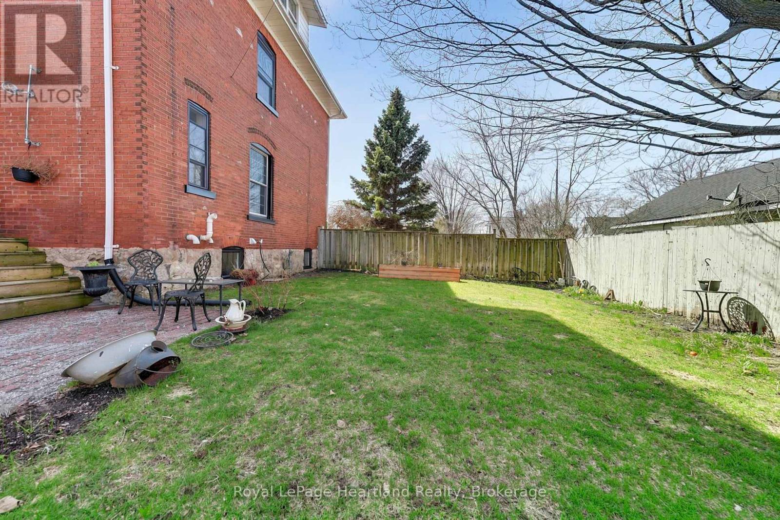 221 Bayfield Road, Goderich, Ontario  N7A 3G4 - Photo 37 - X13036494