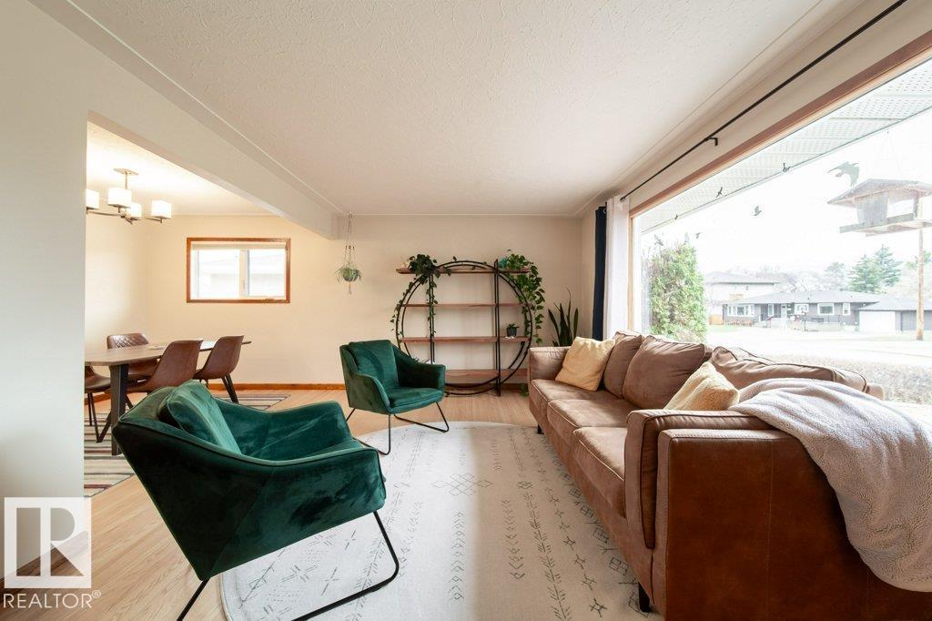 8007 73 AV NW, edmonton, Alberta