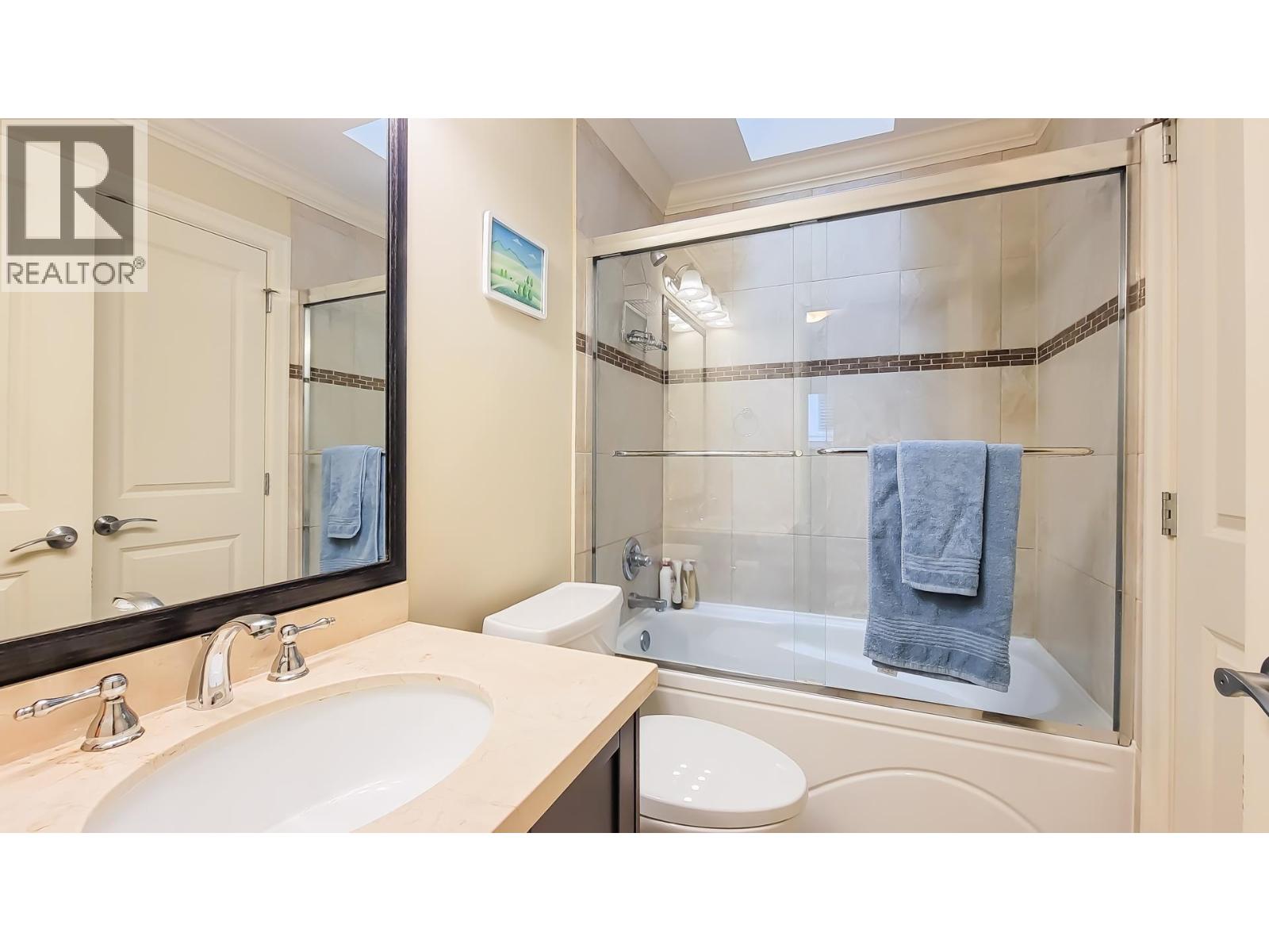 203 E 18th Street, North Vancouver, British Columbia  V7L 2X7 - Photo 24 - R3112646