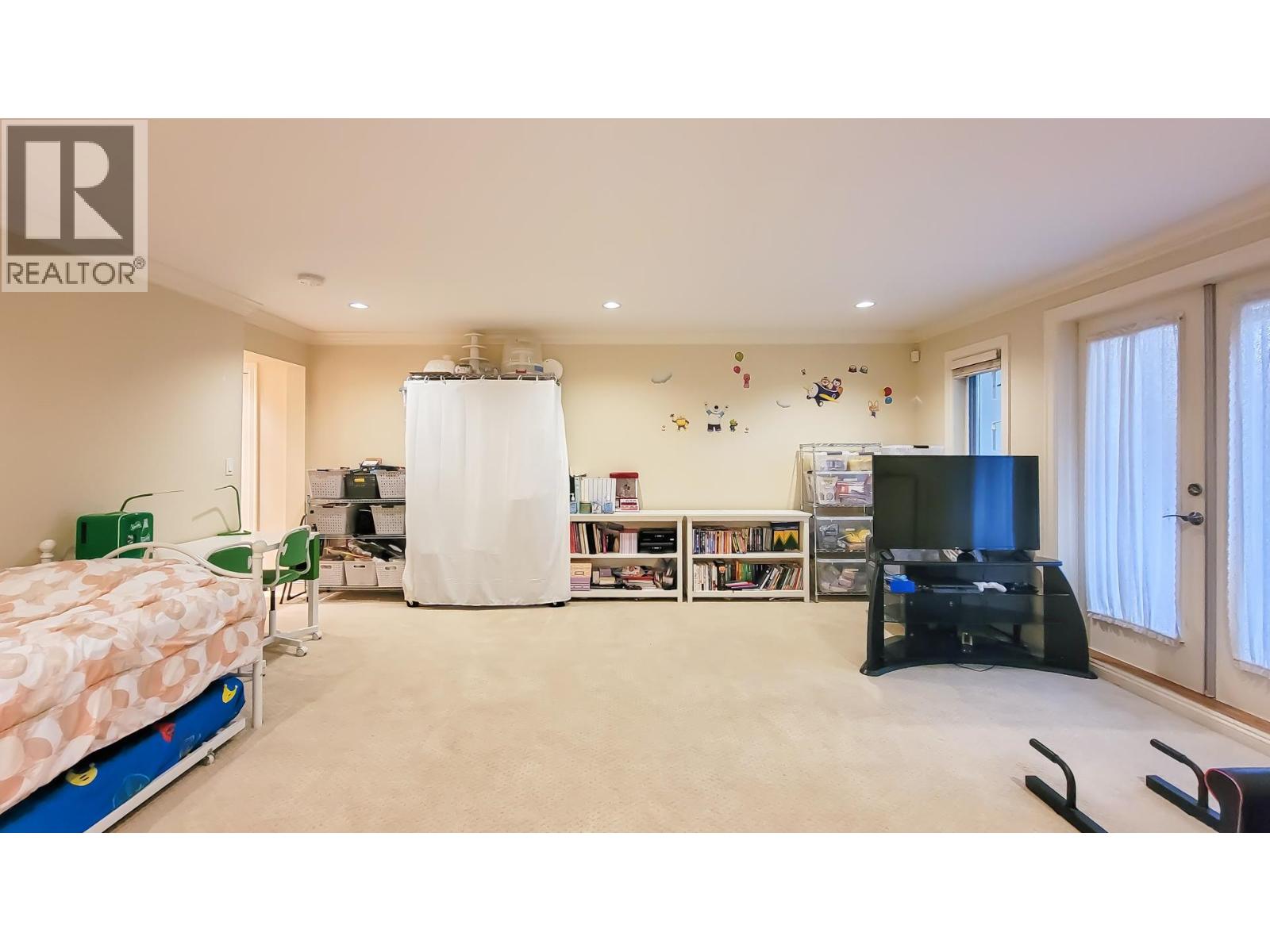 203 E 18th Street, North Vancouver, British Columbia  V7L 2X7 - Photo 25 - R3112646