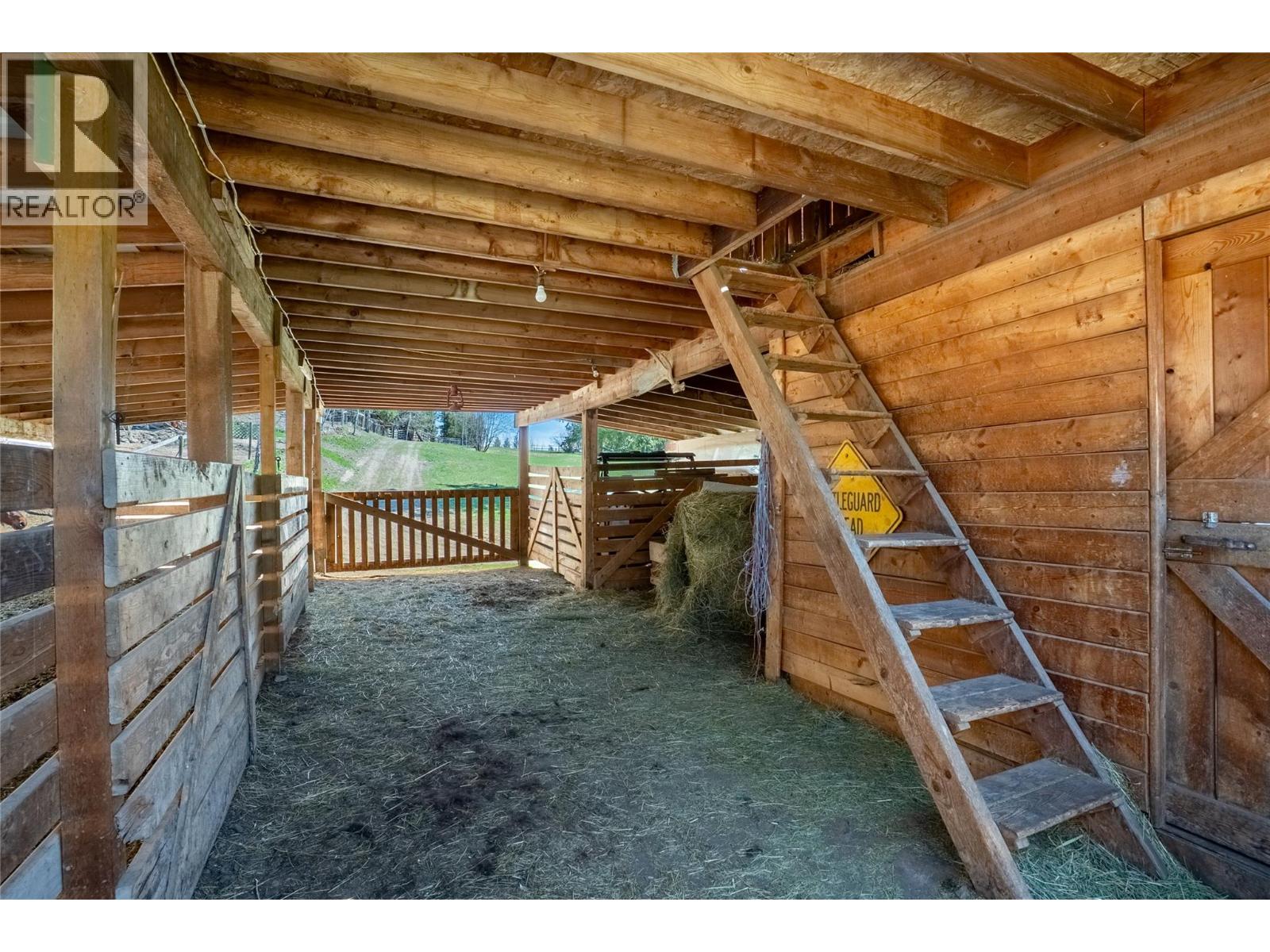 2865 Hale-Vinnie Road, Kamloops, British Columbia  V0E 3E0 - Photo 37 - 10377704