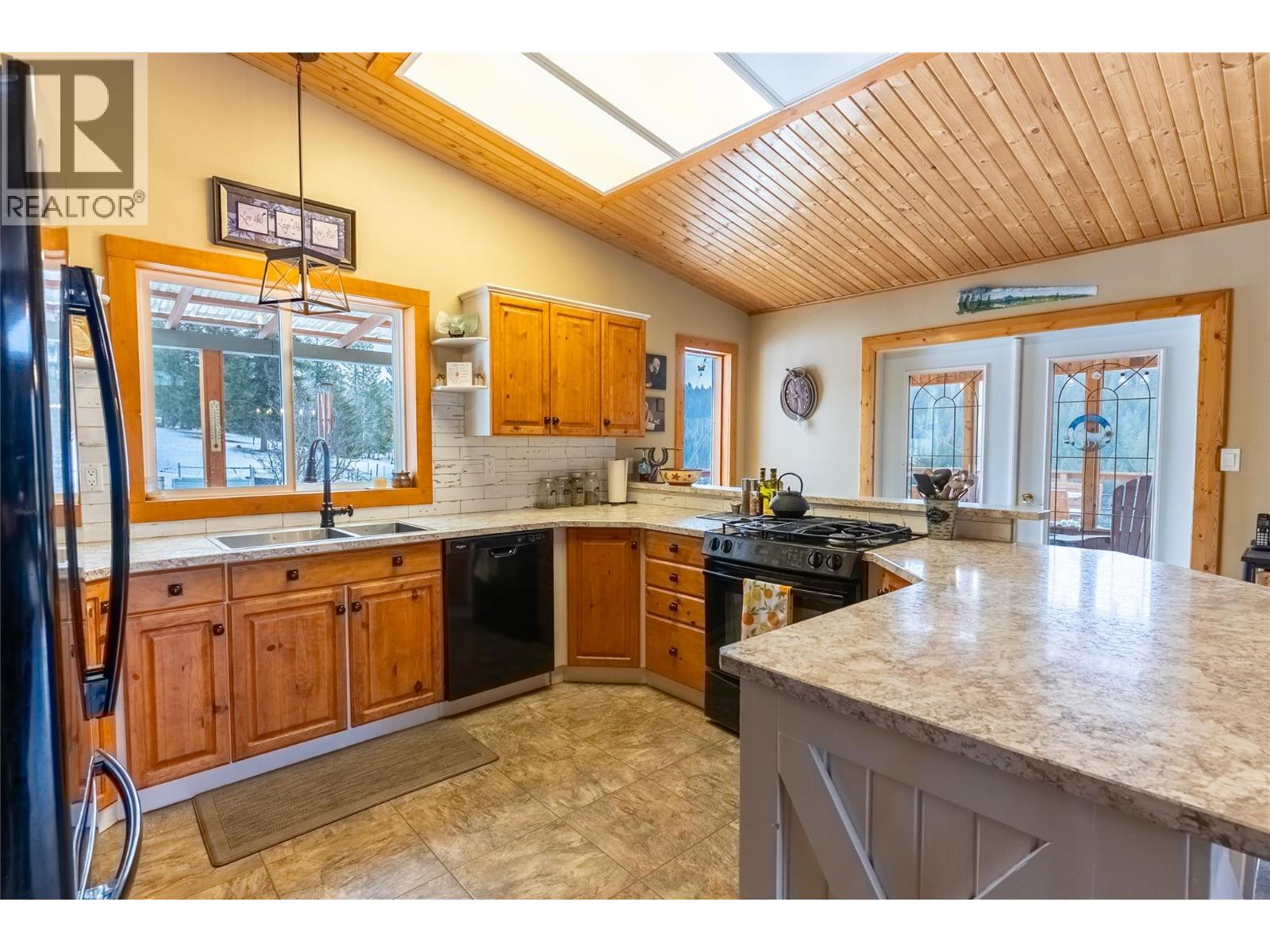 2865 Hale-Vinnie Road, Kamloops, British Columbia  V0E 3E0 - Photo 7 - 10377704