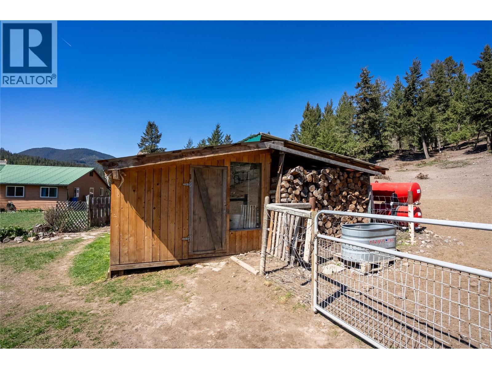 2865 Hale-Vinnie Road, Kamloops, British Columbia  V0E 3E0 - Photo 36 - 10377704