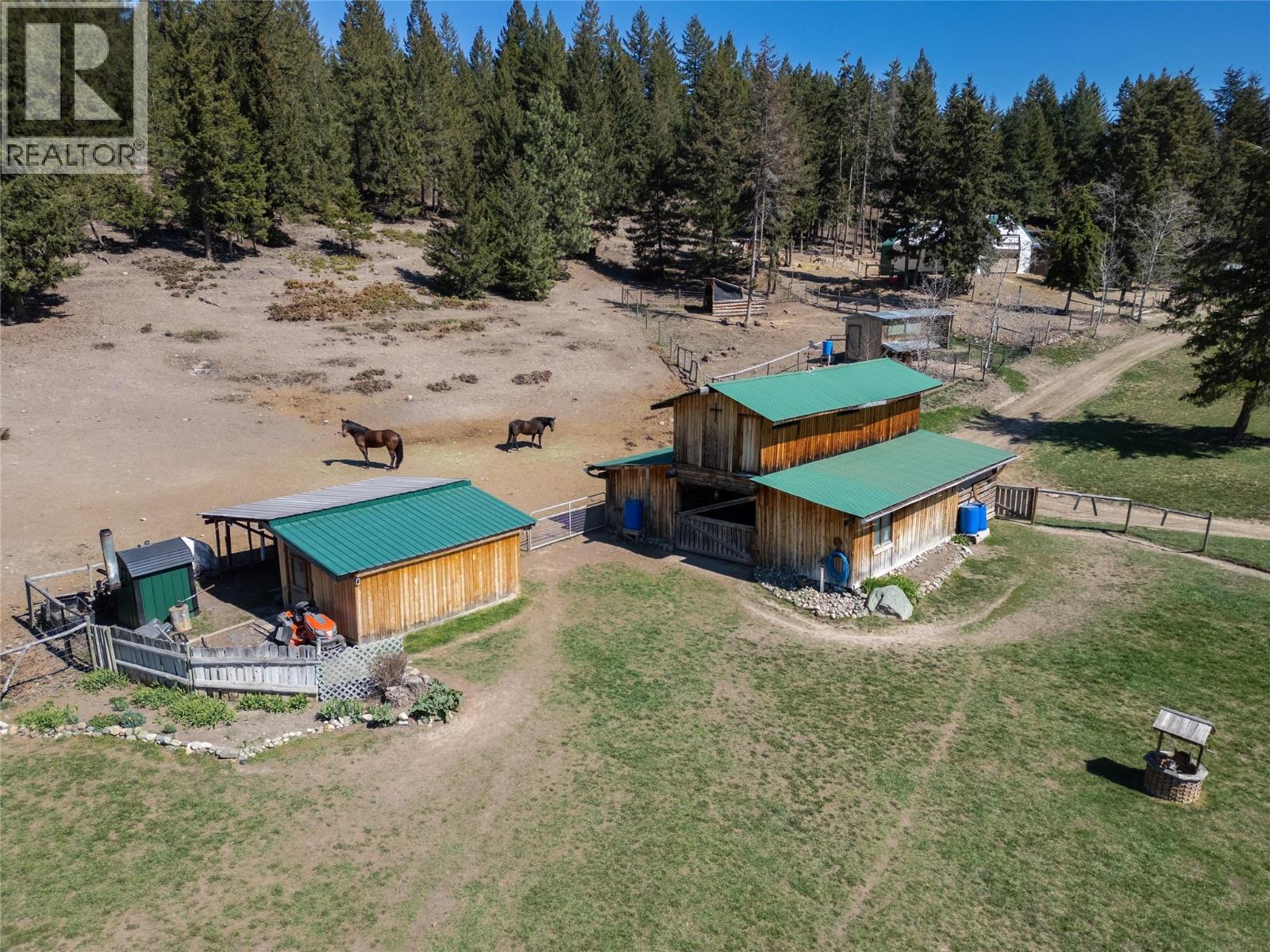 2865 Hale-Vinnie Road, Kamloops, British Columbia  V0E 3E0 - Photo 3 - 10377704