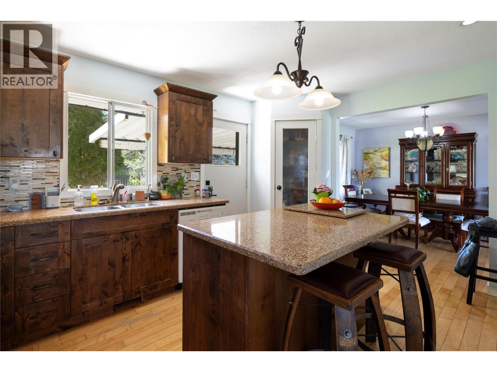 3928 15 Crescent, Vernon, British Columbia  V1T 7H4 - Photo 26 - 10384552