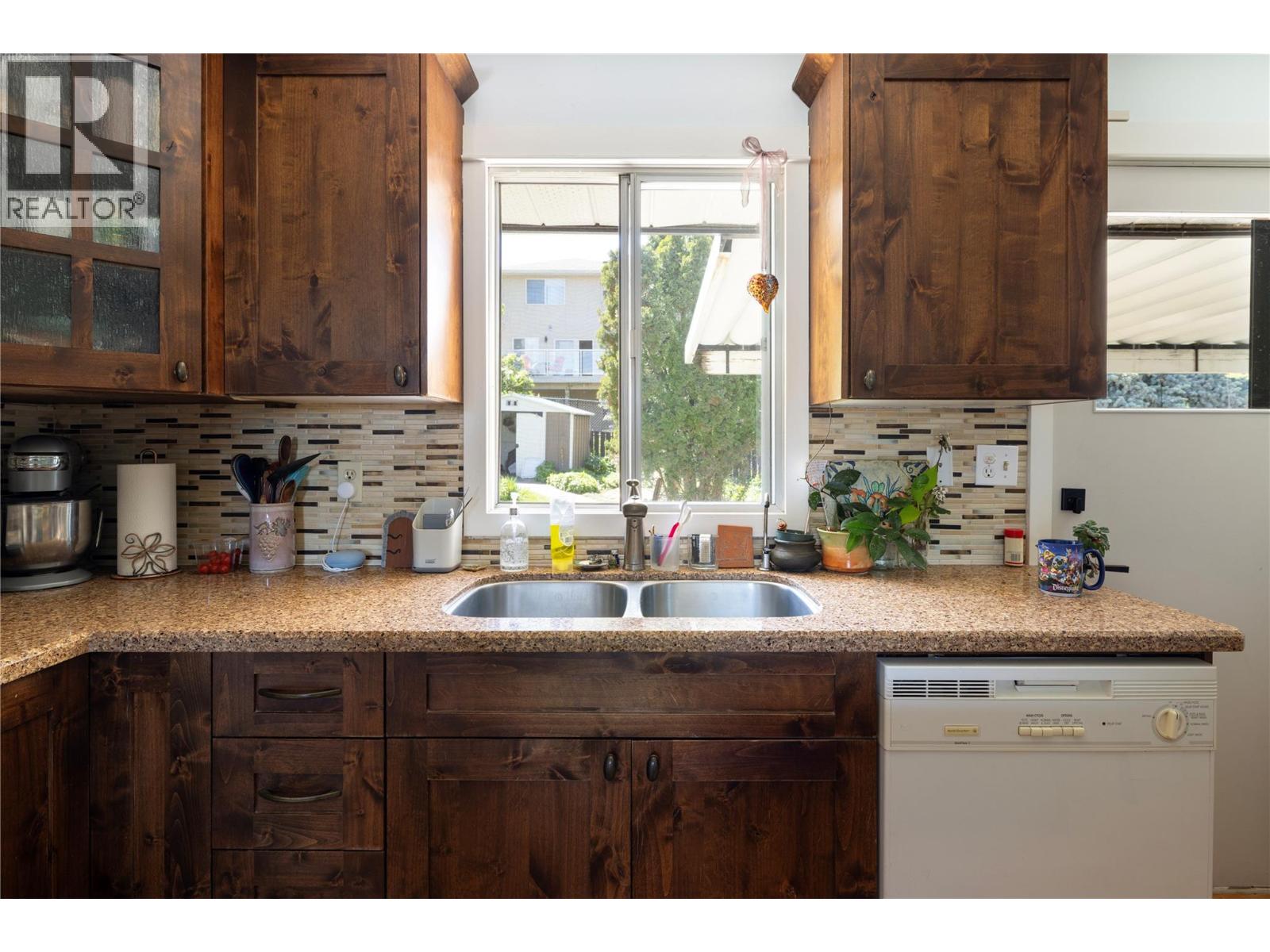 3928 15 Crescent, Vernon, British Columbia  V1T 7H4 - Photo 28 - 10384552