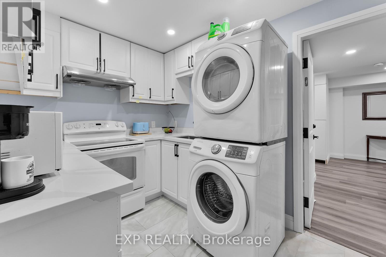 Lower - 13 Hopkins Street, Thorold, Ontario  L2V 0E9 - Photo 3 - X13036606