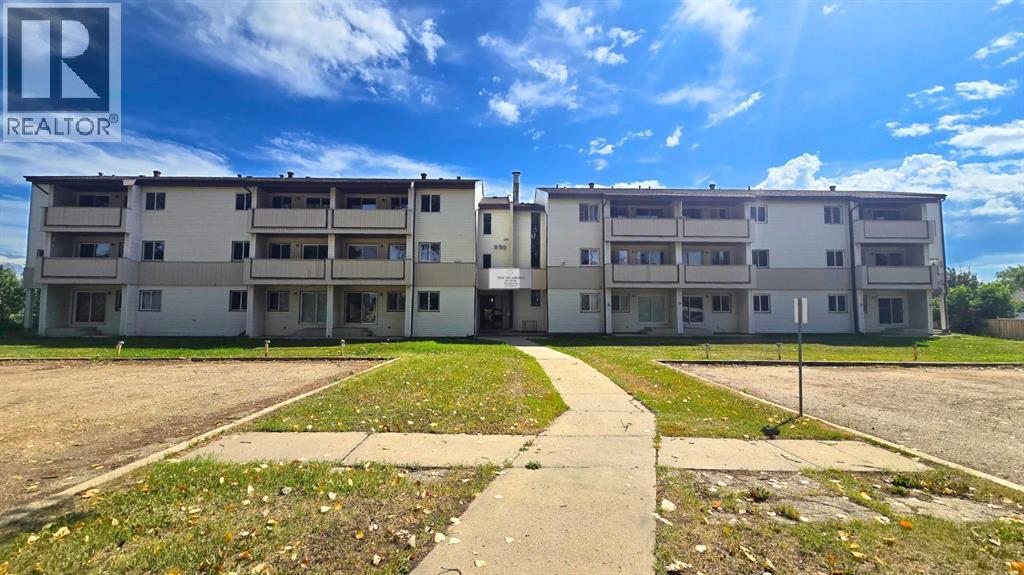 213, 5117 44 Street, high prairie, Alberta