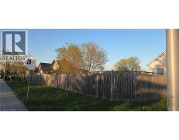 411-413 HIGHWAY 8, Stoney Creek, Ontario