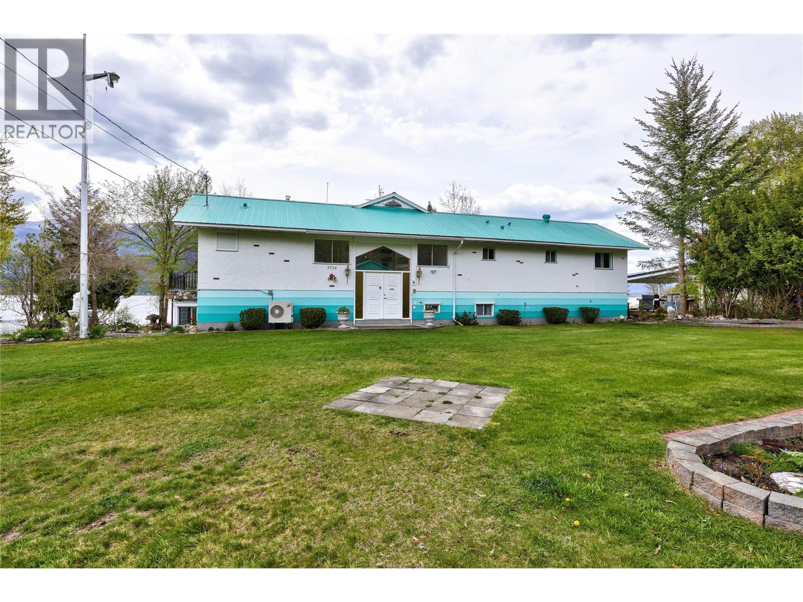 3726 Zinck Road, Scotch Creek, British Columbia  V0E 1M5 - Photo 12 - 10311297