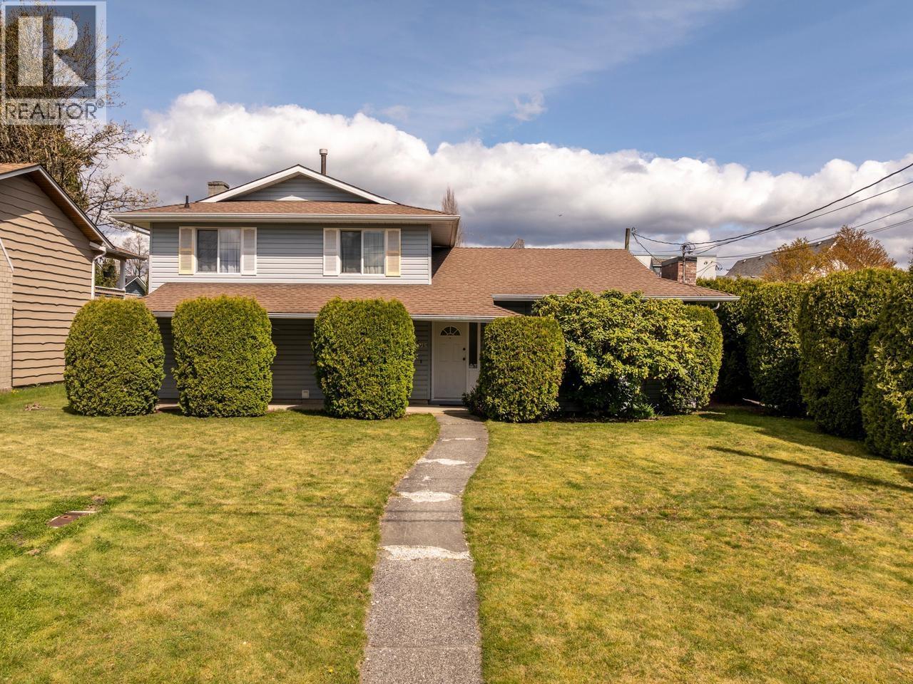 1615 CORNELL AVENUE, Coquitlam, British Columbia