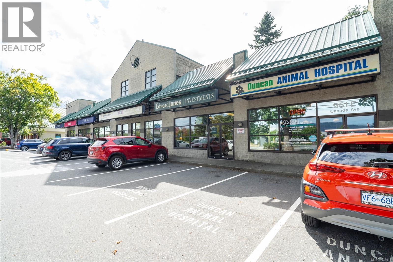 D 951 Canada Ave, Duncan, British Columbia  V9L 1V2 - Photo 4 - 1033016