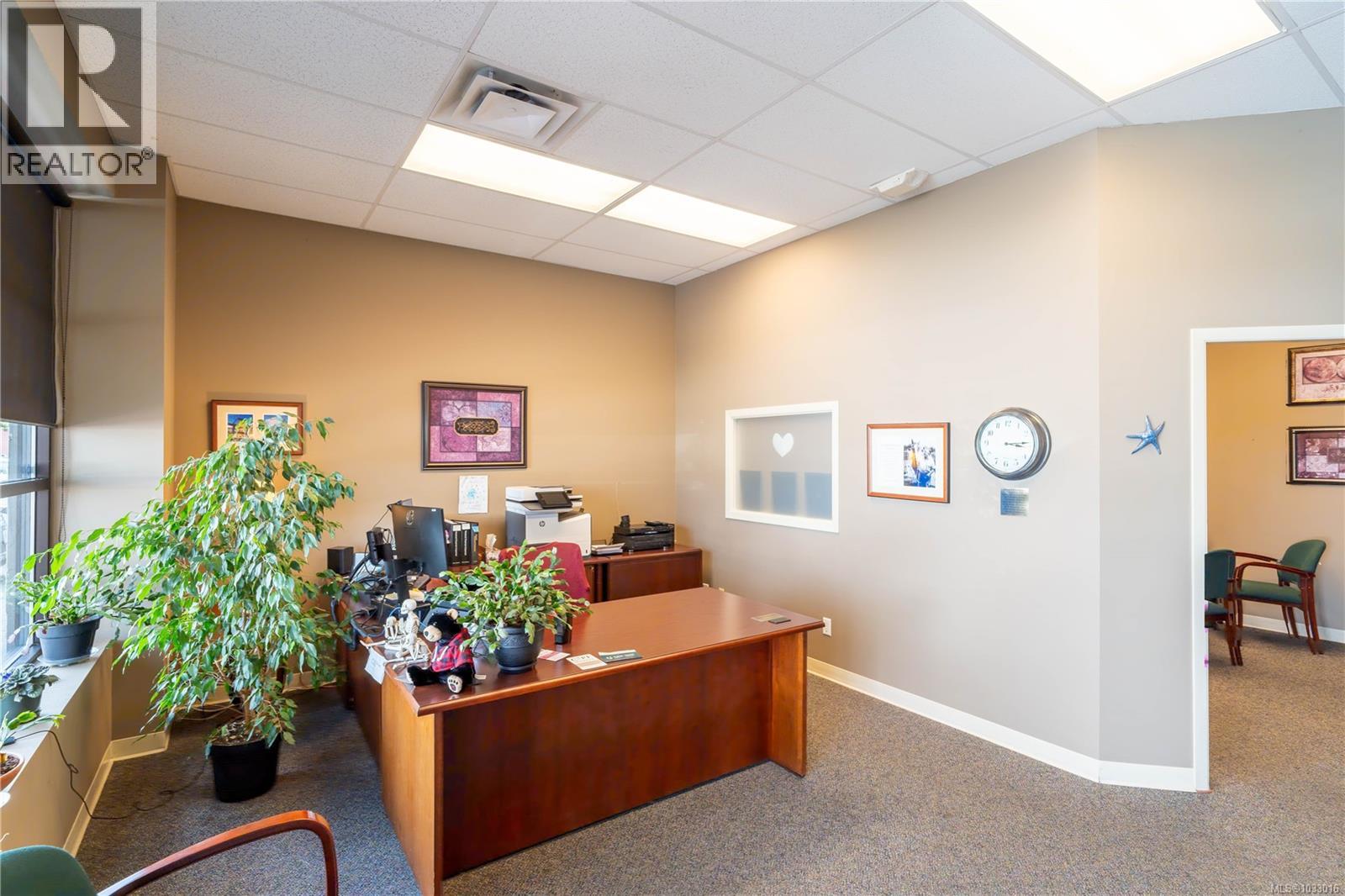 D 951 Canada Ave, Duncan, British Columbia  V9L 1V2 - Photo 6 - 1033016