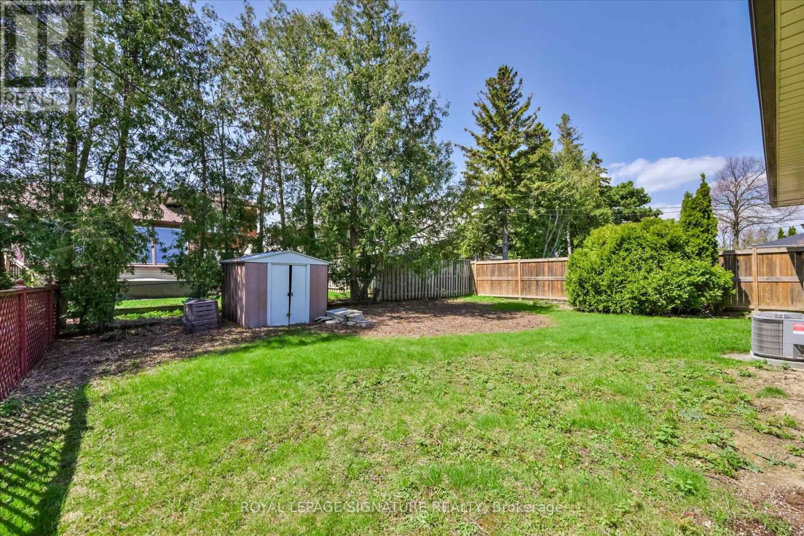 10 Gretna Avenue, Toronto, Ontario  M4A 2H4 - Photo 21 - C13036538