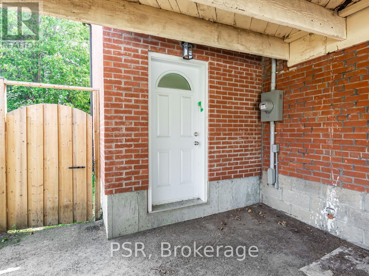 Bsmt - 41 Fairholme Avenue, Toronto, Ontario  M6B 2W7 - Photo 3 - C13036604