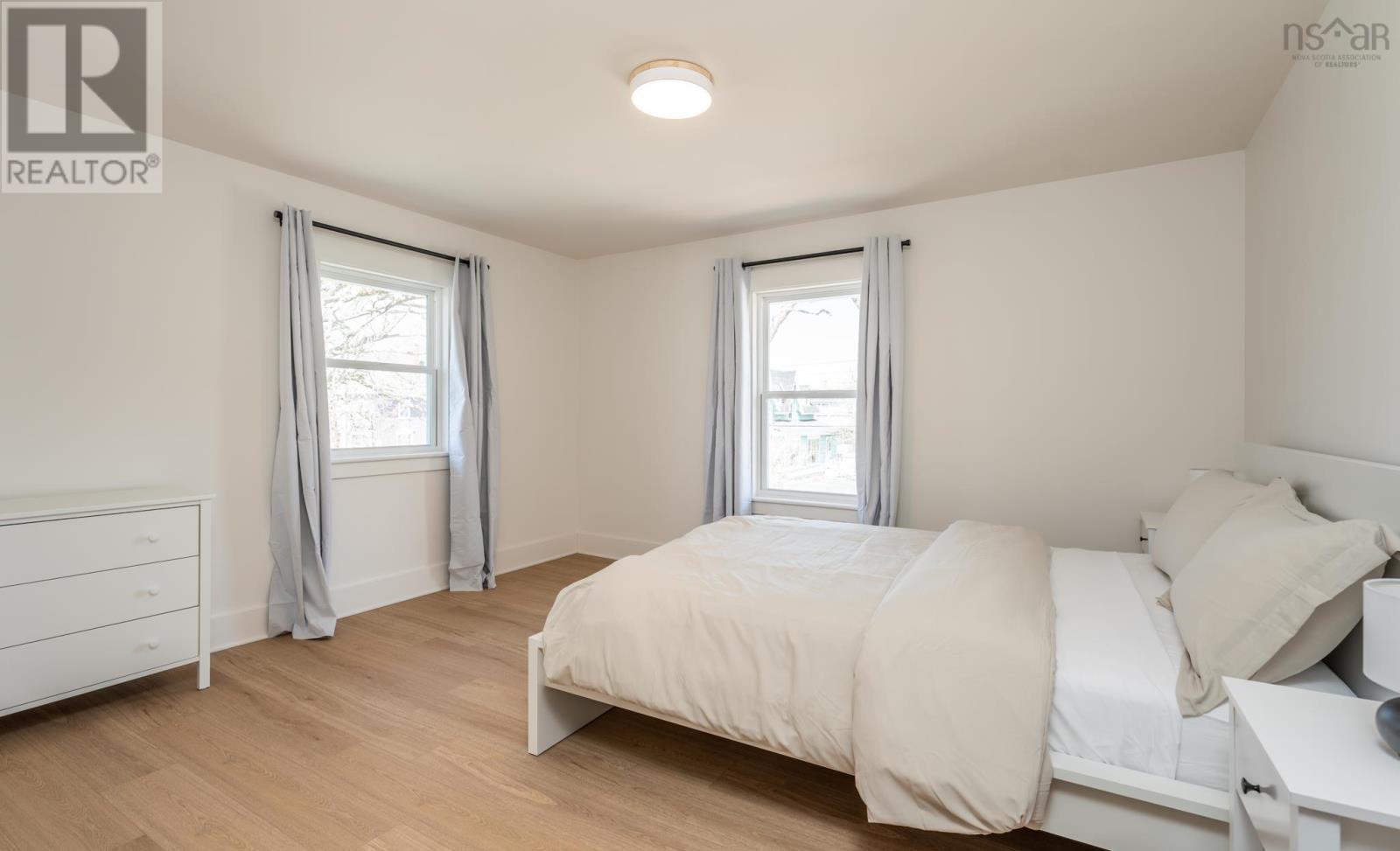 19 Cumberland Street, Yarmouth, Nova Scotia  B5A 5K4 - Photo 36 - 202608384