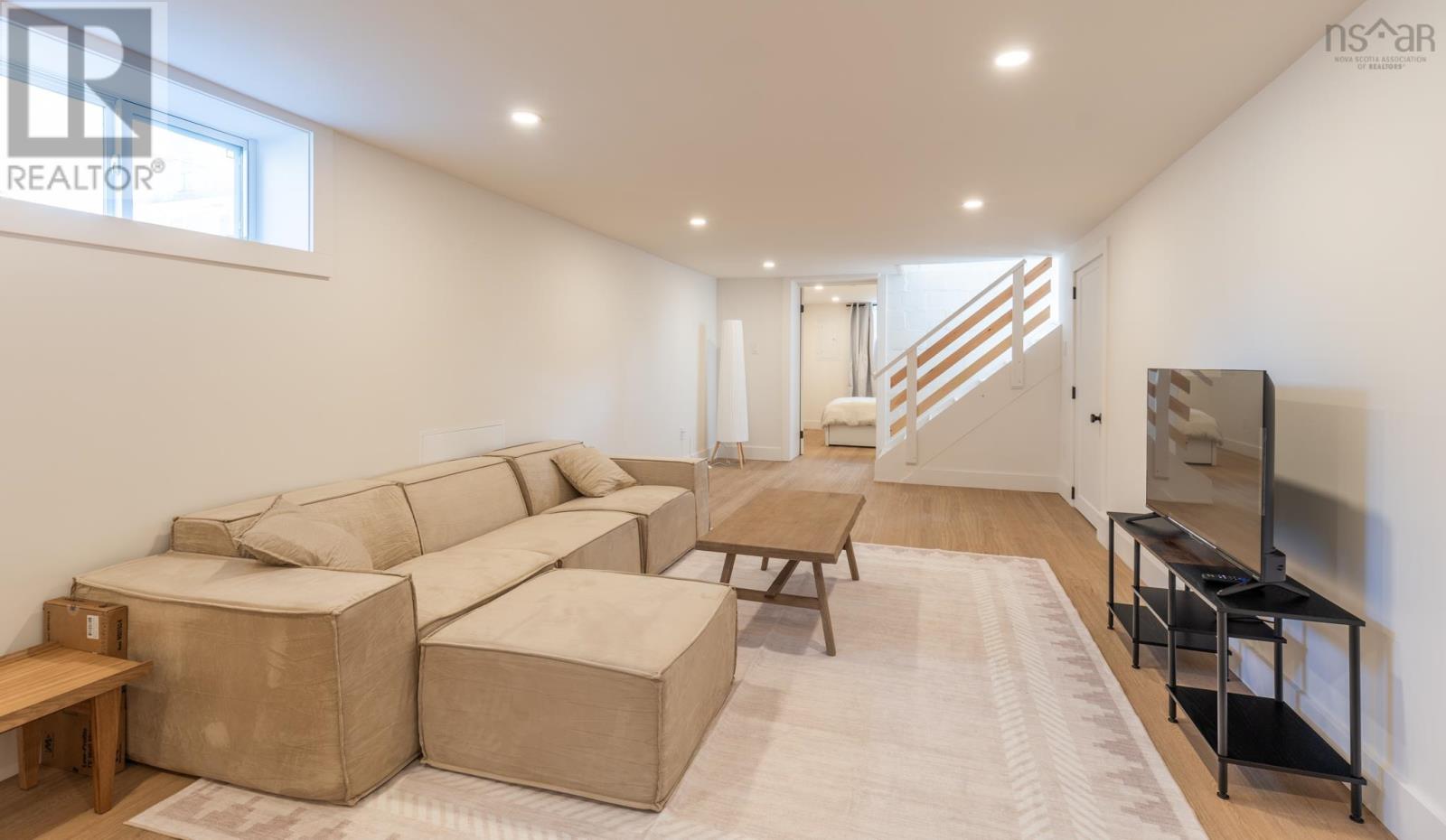 19 Cumberland Street, Yarmouth, Nova Scotia  B5A 5K4 - Photo 24 - 202608384