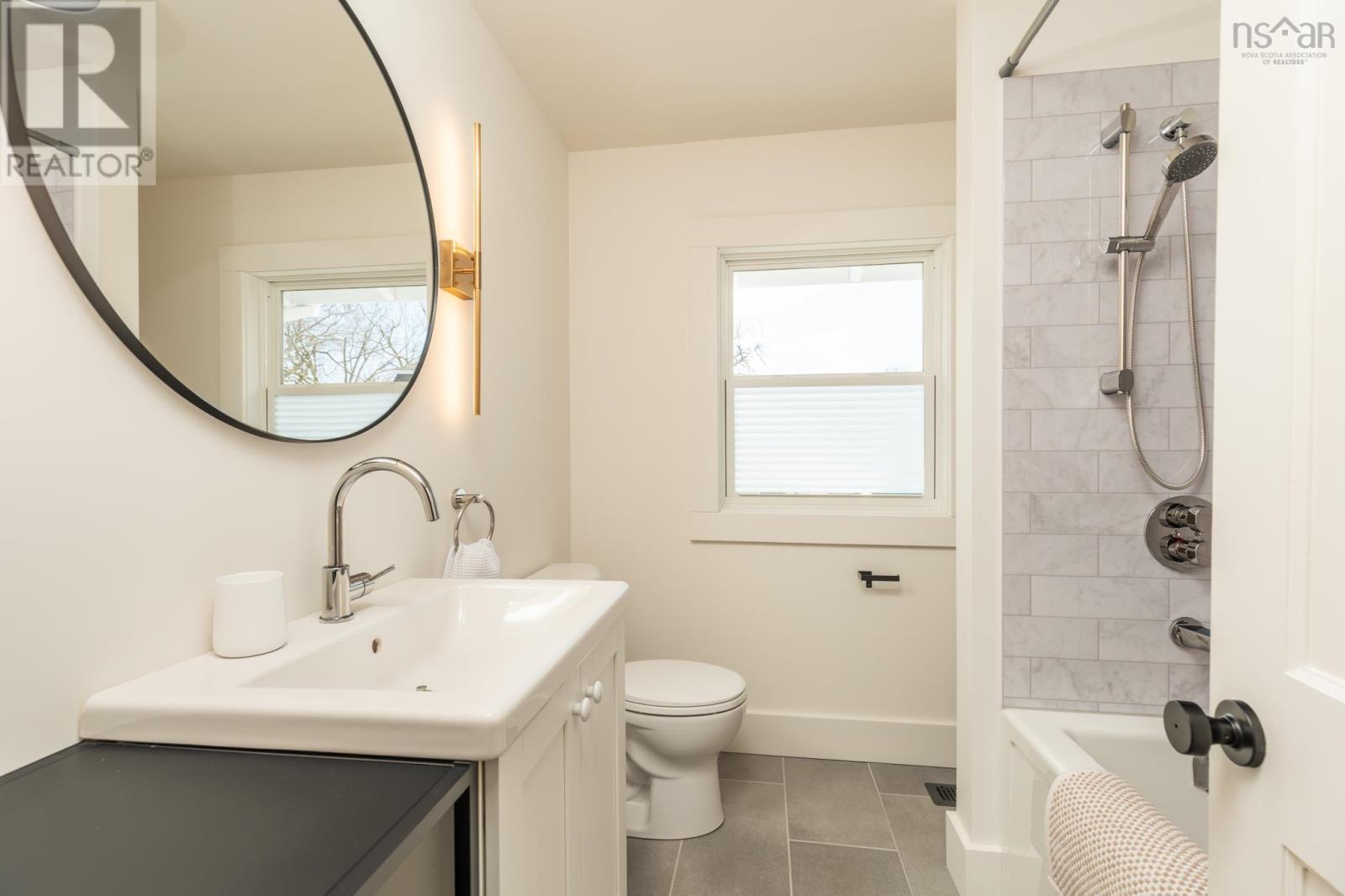 19 Cumberland Street, Yarmouth, Nova Scotia  B5A 5K4 - Photo 37 - 202608384