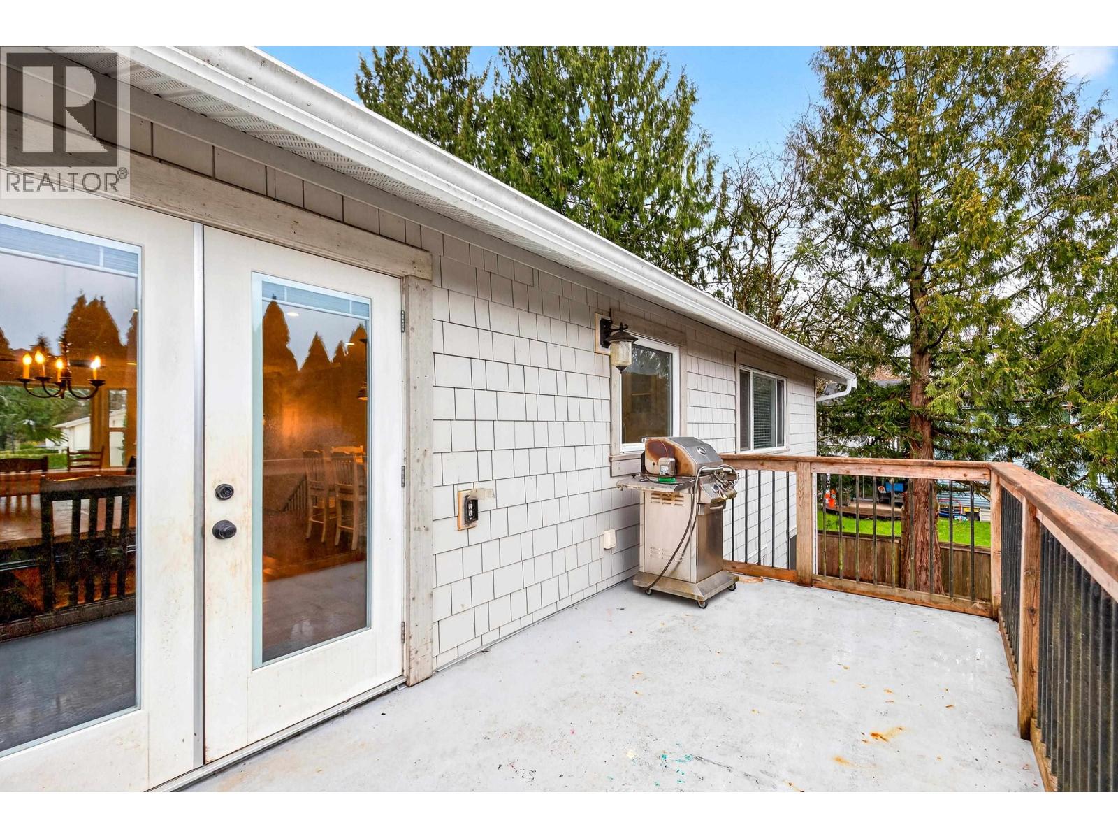 22707 Balabanian Circle, Maple Ridge, British Columbia  V2X 9N4 - Photo 35 - R3114997