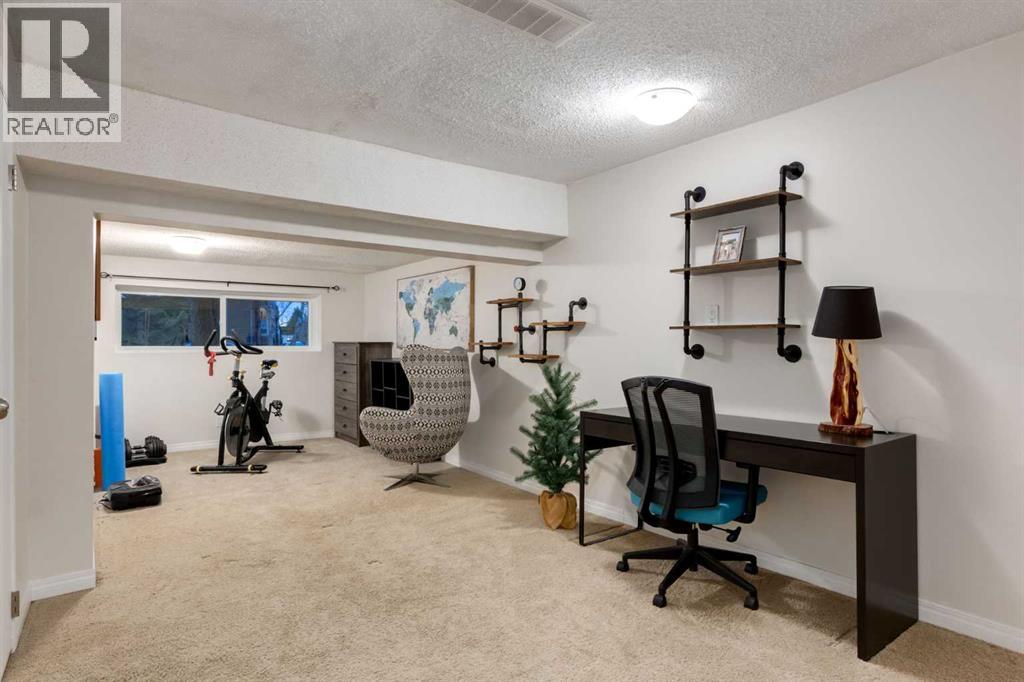4 Cedarbrook Way Sw, Calgary, Alberta  T2W 3Y3 - Photo 26 - A2301727