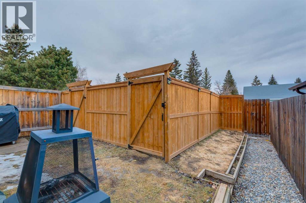 4 Cedarbrook Way Sw, Calgary, Alberta  T2W 3Y3 - Photo 38 - A2301727