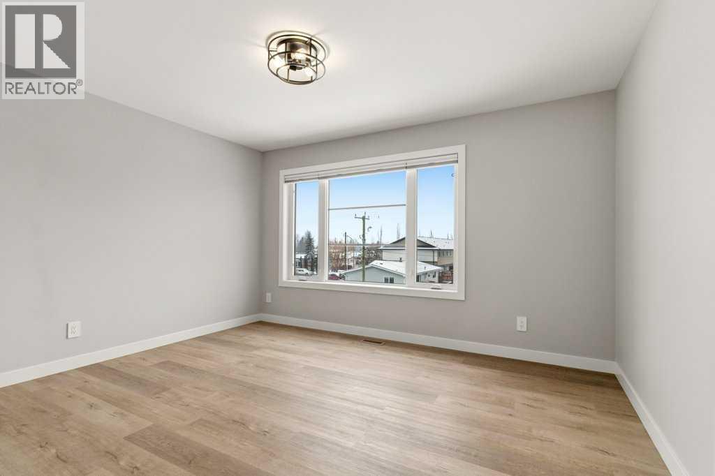 4307 48 Avenue, Sylvan Lake, Alberta  T4S 1N7 - Photo 19 - A2297723