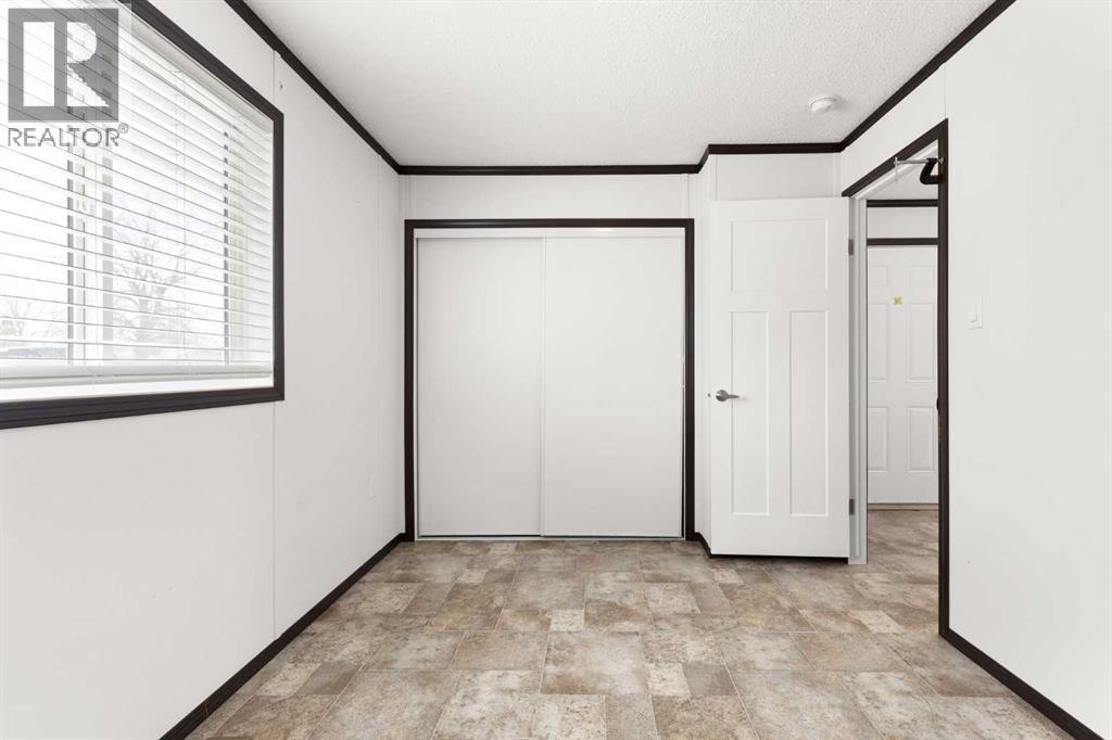 99 Anson Avenue SW, Medicine Hat, Alberta  T1A 7Z9 - Photo 4 - A2288614