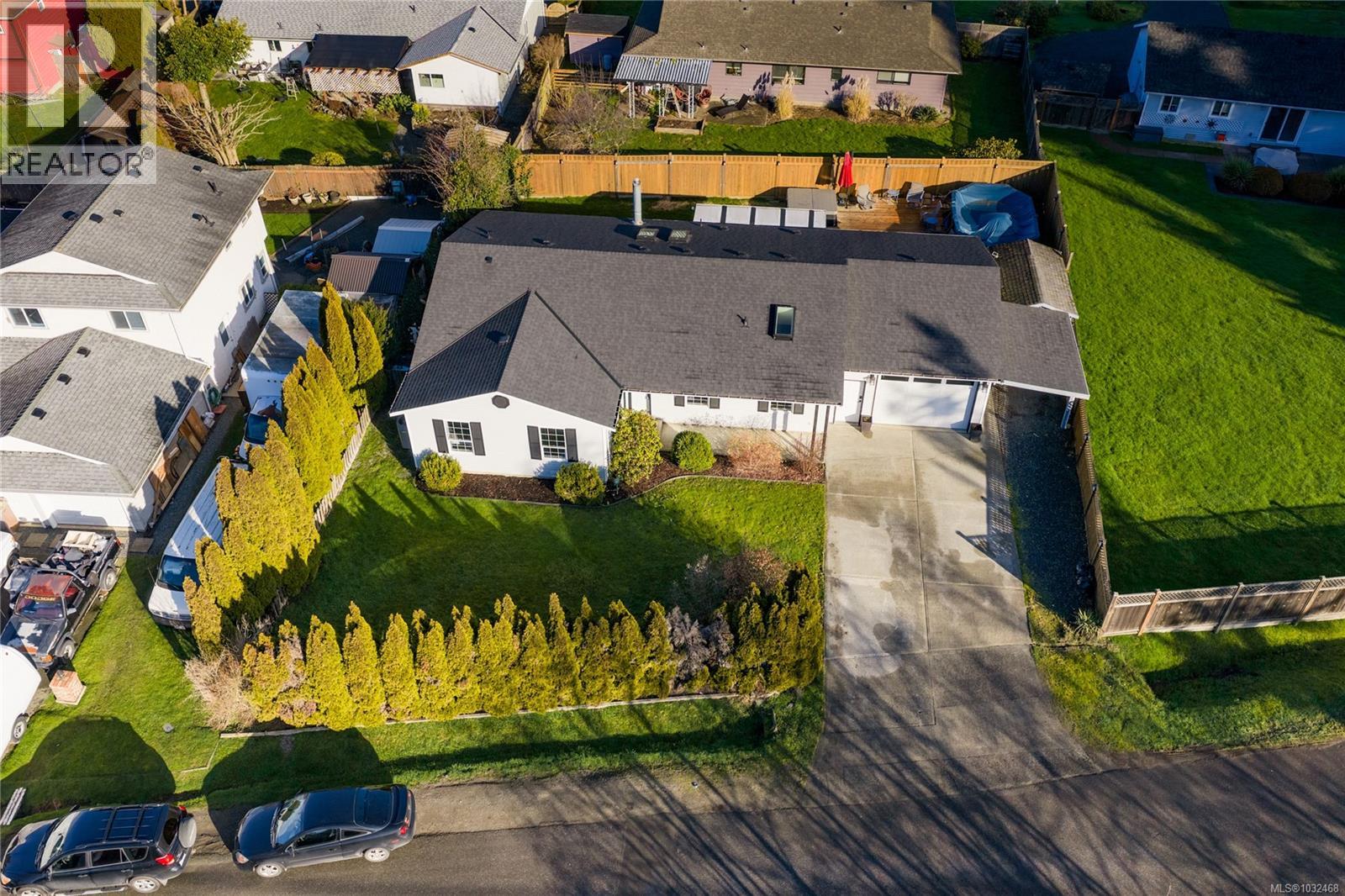 1605 Sharon Pl, French Creek, British Columbia  V9P 1Y7 - Photo 10 - 1032468