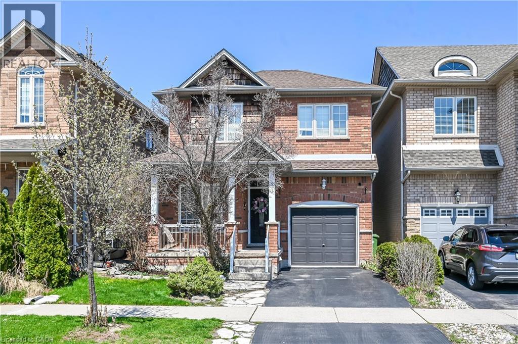 33 PANORAMA Way, Hamilton, Ontario