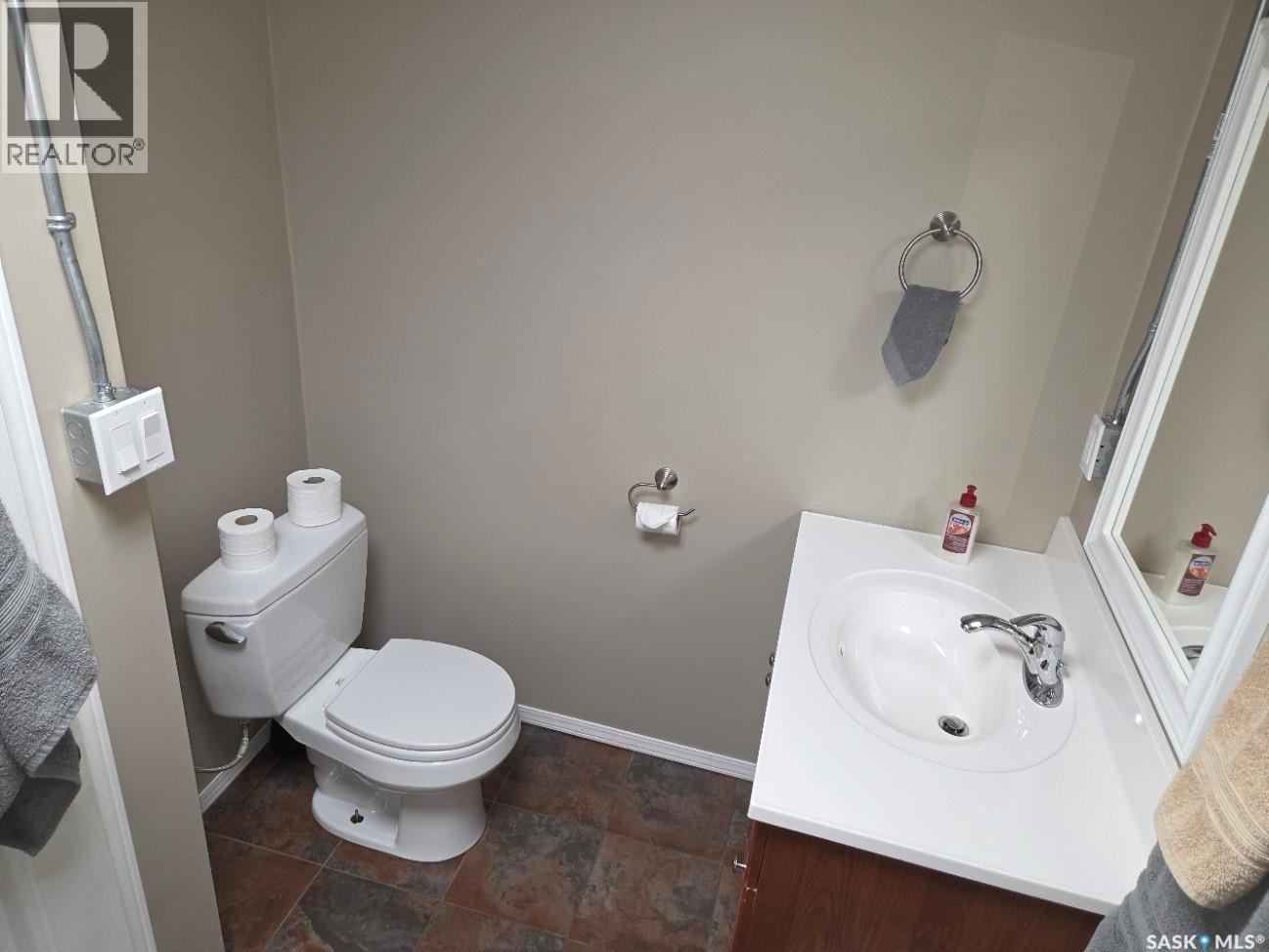 100 Railway Avenue, Middle Lake, Saskatchewan  S0K 2X0 - Photo 33 - SK033756