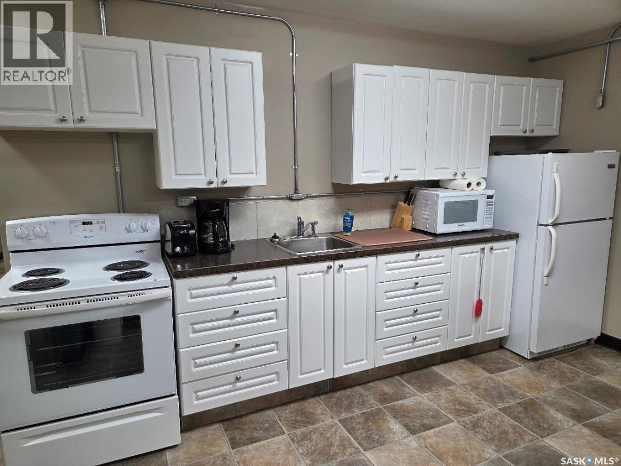 100 Railway Avenue, Middle Lake, Saskatchewan  S0K 2X0 - Photo 39 - SK033756