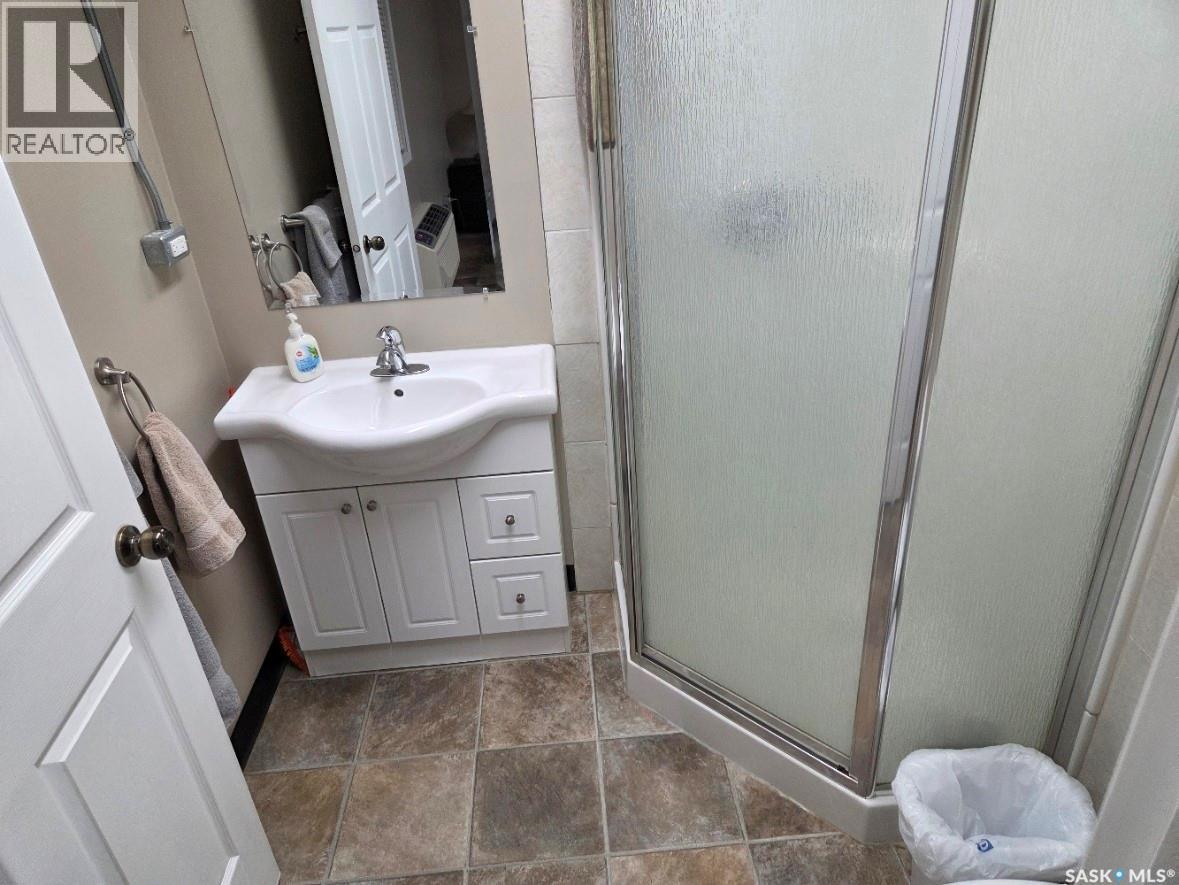 100 Railway Avenue, Middle Lake, Saskatchewan  S0K 2X0 - Photo 59 - SK033756