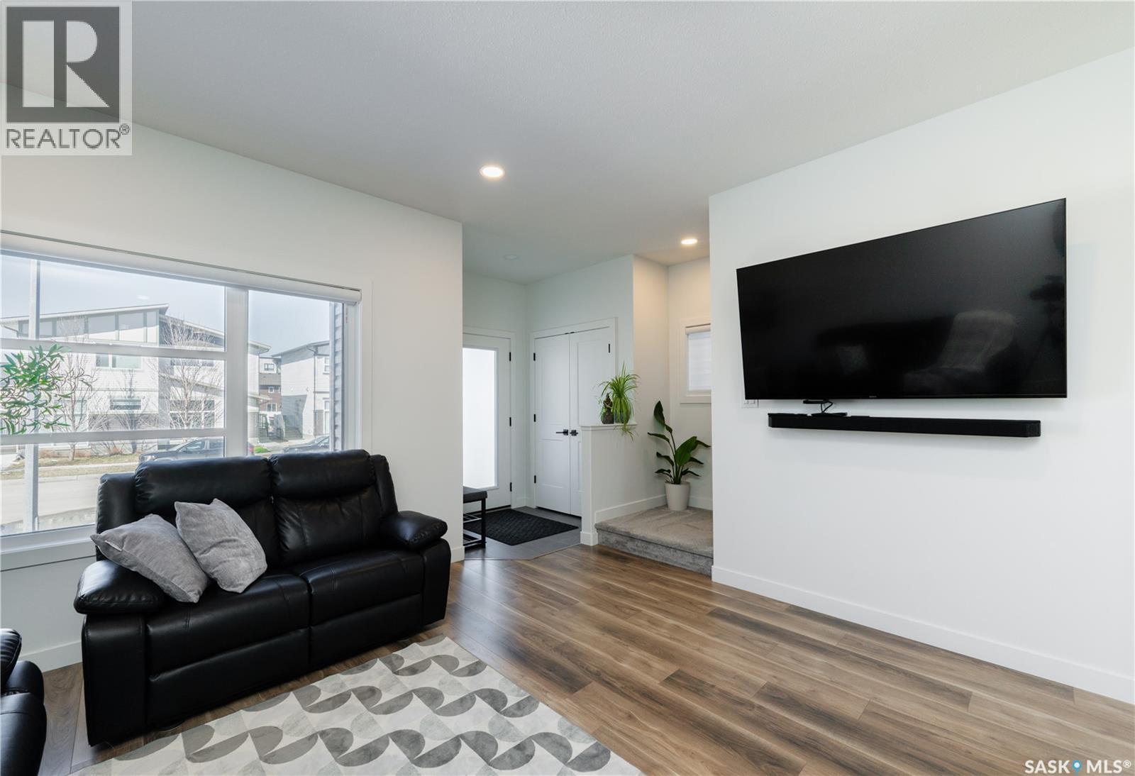 5617 Tutor Way, Regina, Saskatchewan  S4W 0N5 - Photo 6 - SK033522