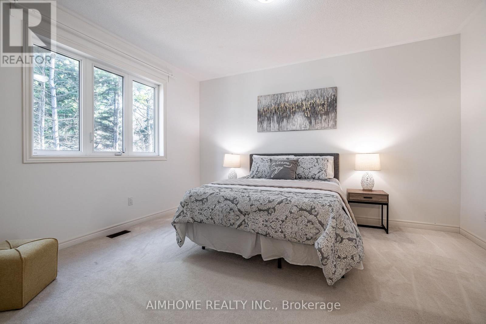 92 Radial Drive, Aurora, Ontario  L4G 0Z8 - Photo 12 - N13036476