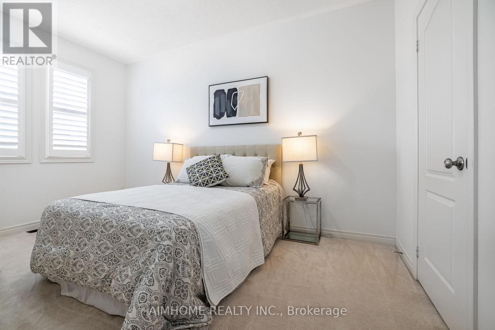 92 Radial Drive, Aurora, Ontario  L4G 0Z8 - Photo 17 - N13036476