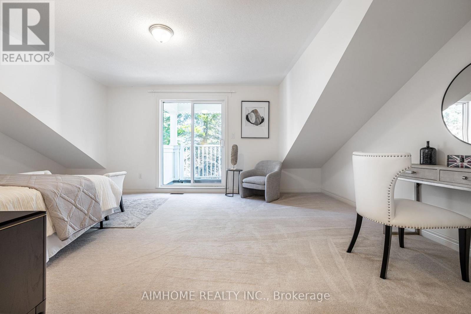 92 Radial Drive, Aurora, Ontario  L4G 0Z8 - Photo 21 - N13036476