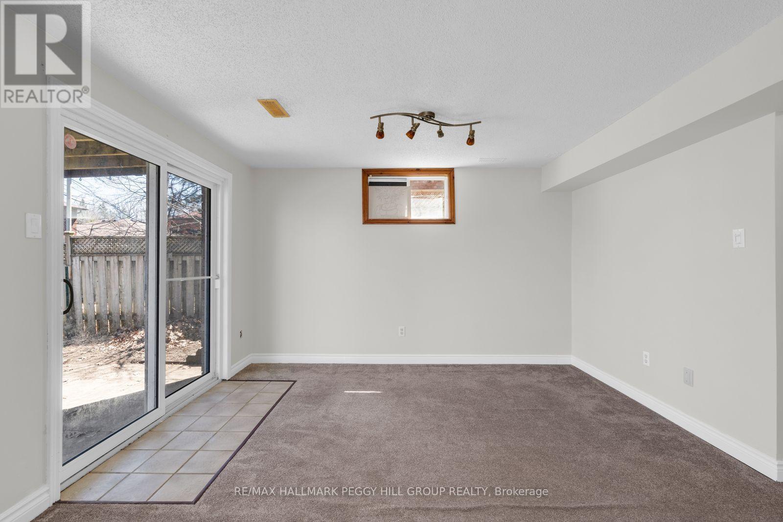 24 Geddes Crescent, Barrie (Northwest), Ontario  L4N 7B2 - Photo 10 - S13036554