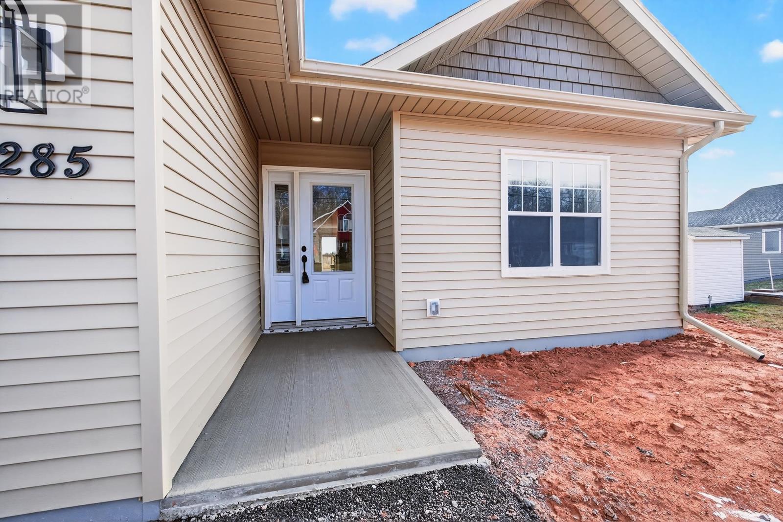 285 Greenwood Drive, Summerside, Prince Edward Island  C1N 4J9 - Photo 6 - 202603570