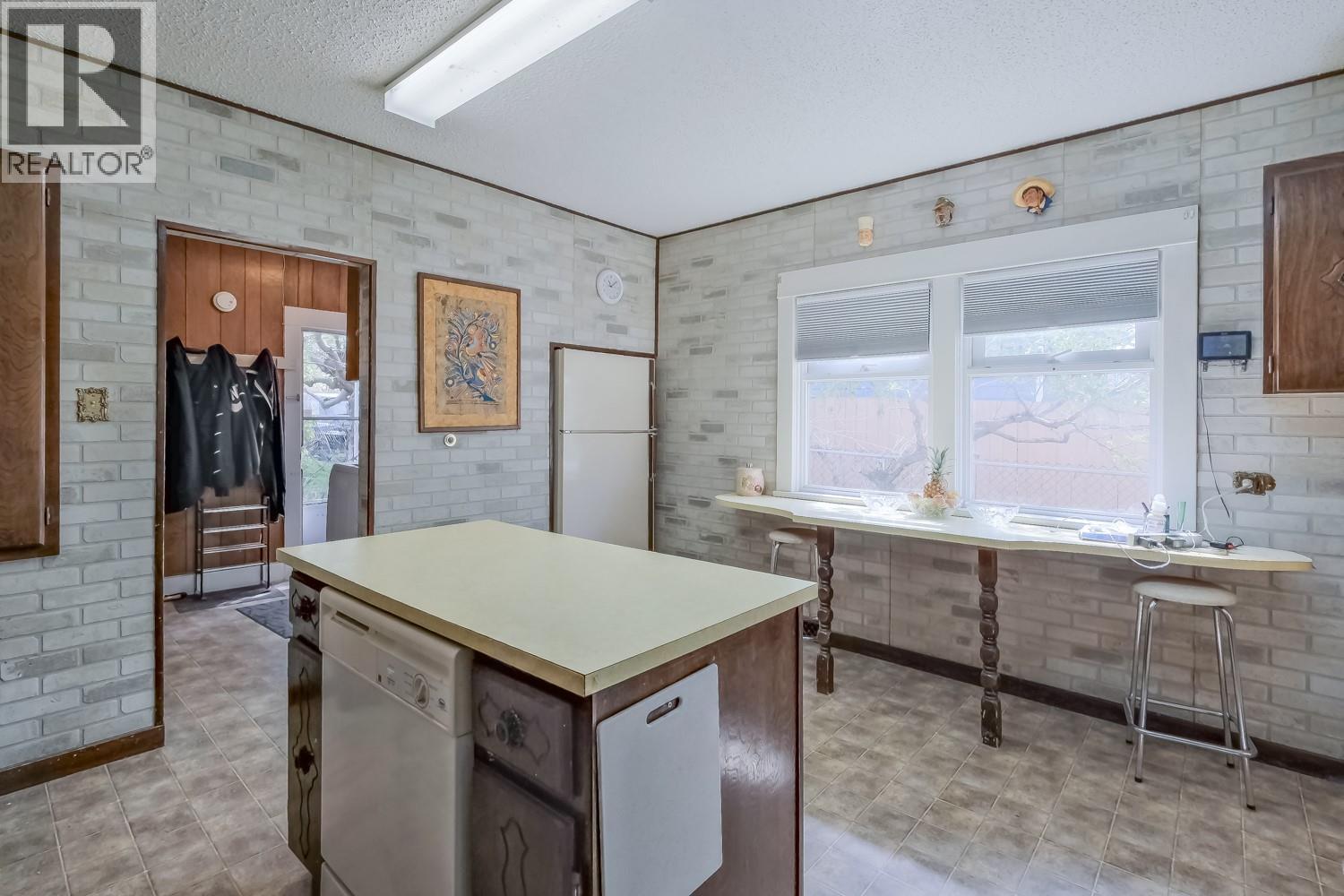 836 Government Street, Penticton, British Columbia  V2A 4T3 - Photo 8 - 10384627