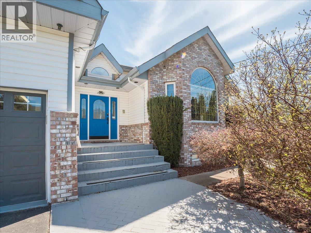 1063 Bridgeview Crescent, Castlegar, British Columbia  V1N 3H7 - Photo 14 - 10384172